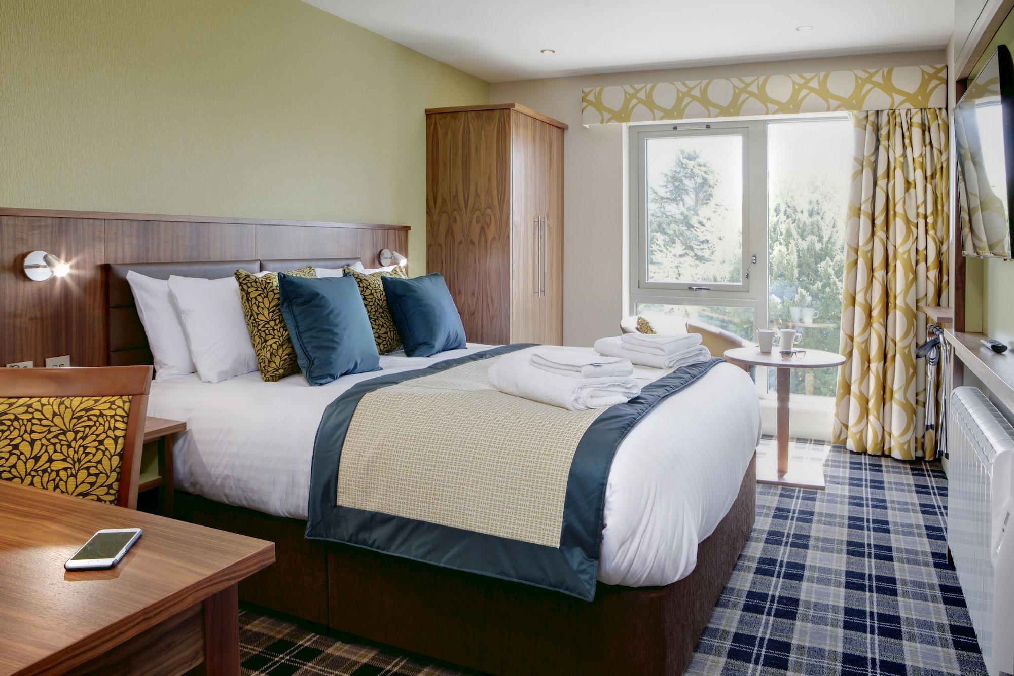 Best Western Plus Pinewood Manchester Airport-Wilmslow Hotel Exterior photo
