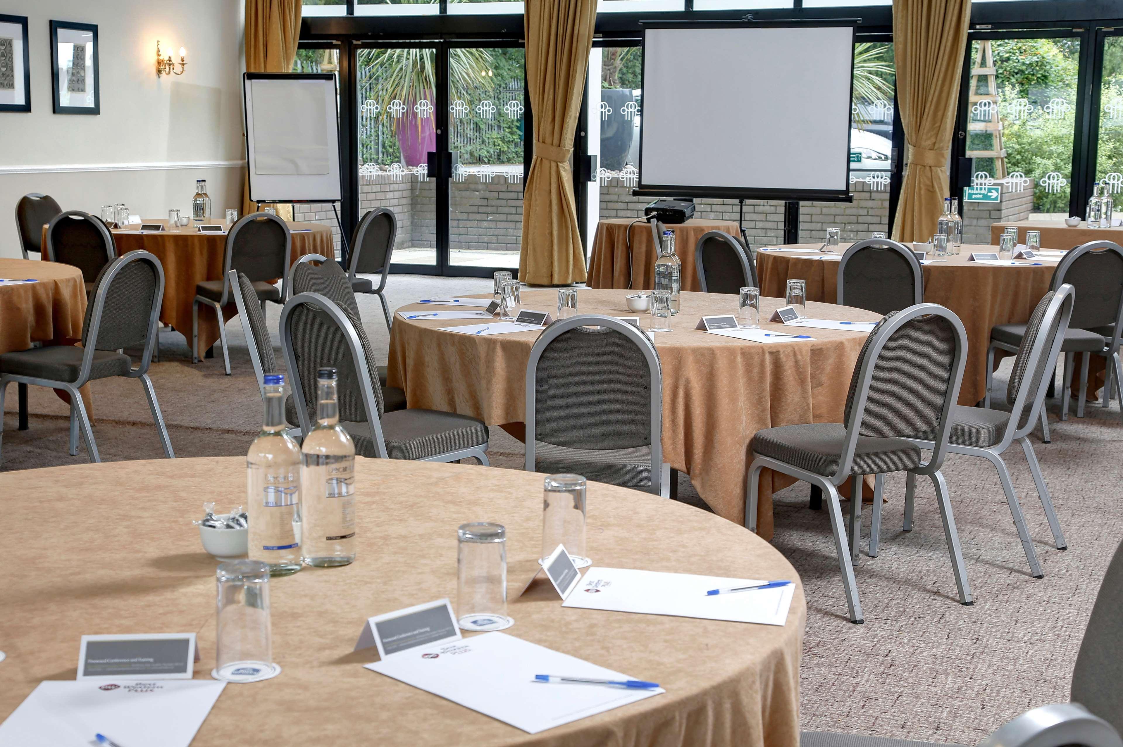 Best Western Plus Pinewood Manchester Airport-Wilmslow Hotel Exterior photo