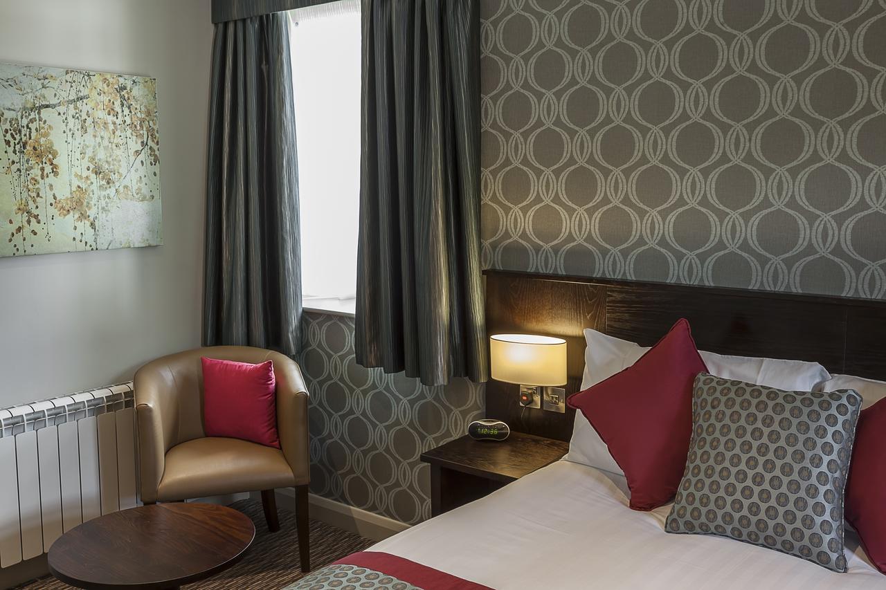 Best Western Plus Pinewood Manchester Airport-Wilmslow Hotel Exterior photo